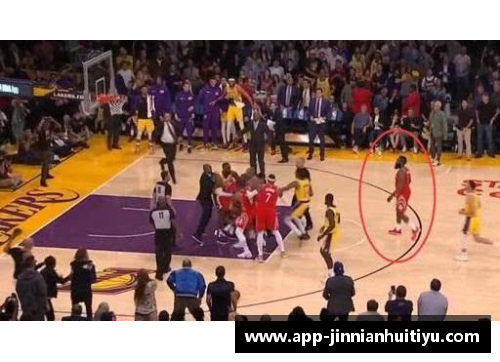 NBA群架现场曝光！球员间激烈冲突引发赛场风波